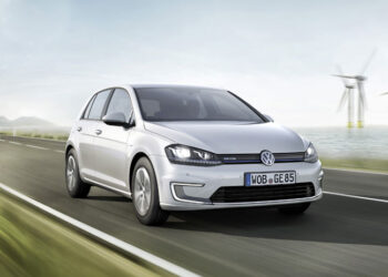 VW lanzó un nuevo vehículo eléctrico: el e-Golf