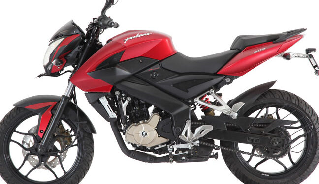 Corven presentó la Rouser 200 y su alianza con Bajaj