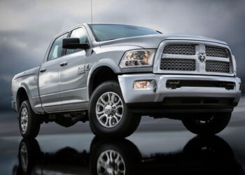 RAM 2500: la pick-up más grande del mercado, ahora turbodiésel
