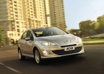 Peugeot recibió el premio al motor del año que equipa al 308 y 408