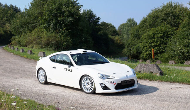 El Toyota 86 debuta en el Rally con una mujer al volante