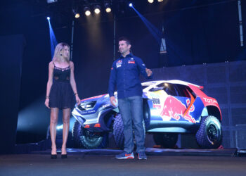 El Peugeot 2008 que participará del Dakar se presentó en Bs.As.