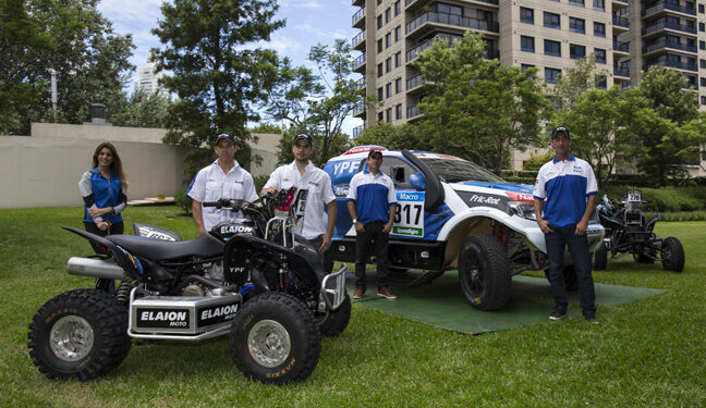 YPF presentó sus equipos para el Dakar 2015