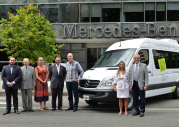 Mercedes-Benz donó una Sprinter a la Sociedad Alemana de Beneficencia