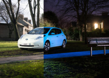 Mirá el auto de Nissan que cambia de color de noche