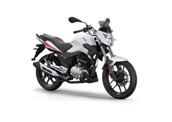 Aprilia llega a la Argentina y presenta la STX150