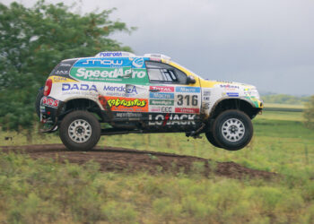 Renault a fondo: Duster Dakar, nuevo Sandero, bicicletas y una pick-up…