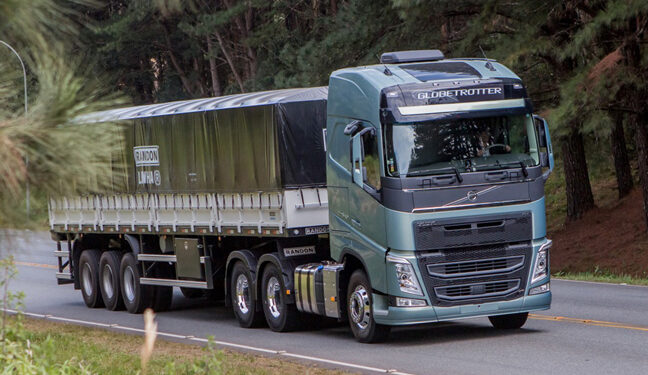 Los nuevos camiones Volvo recorren el país y pasarán por Mendoza