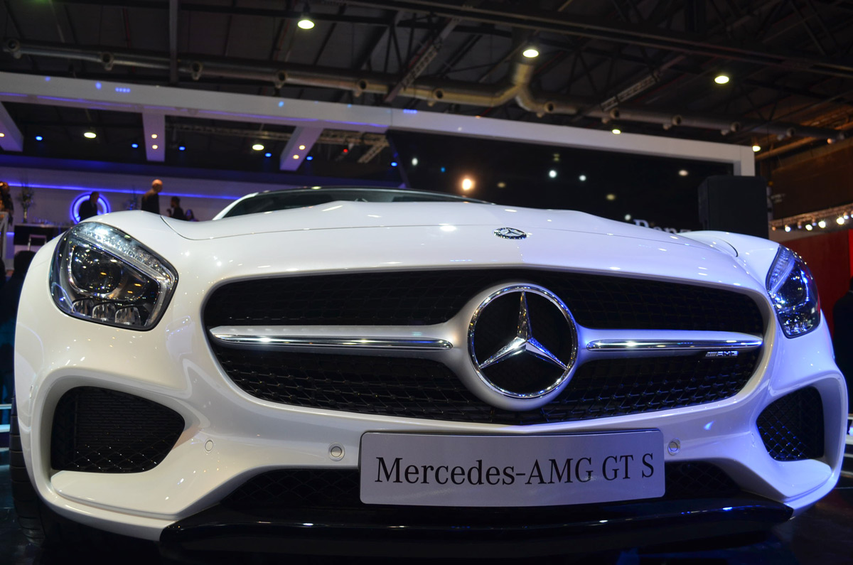 Mercedes-AMG-GT-S-salon-2