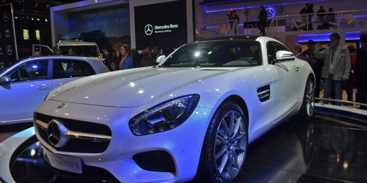 Mercedes-AMG-GT-S-salon
