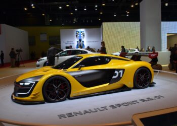 Renault en el Salón: dos primicias mundiales y más novedades