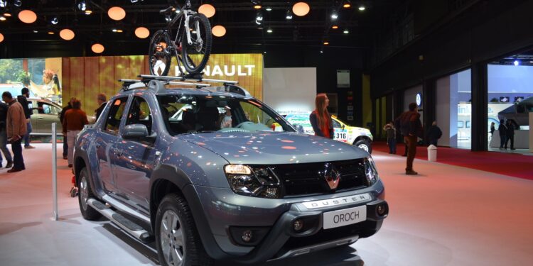 Mirá la Duster Oroch y todas las novedades que trae Renault hasta 2016