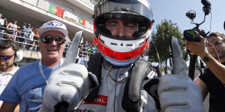 Pechito López y Citroën siguen a paso firme en el WTCC