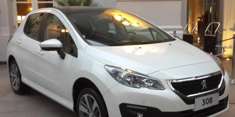 Peugeot recibió el premio al motor del año que equipa al 308 y 408