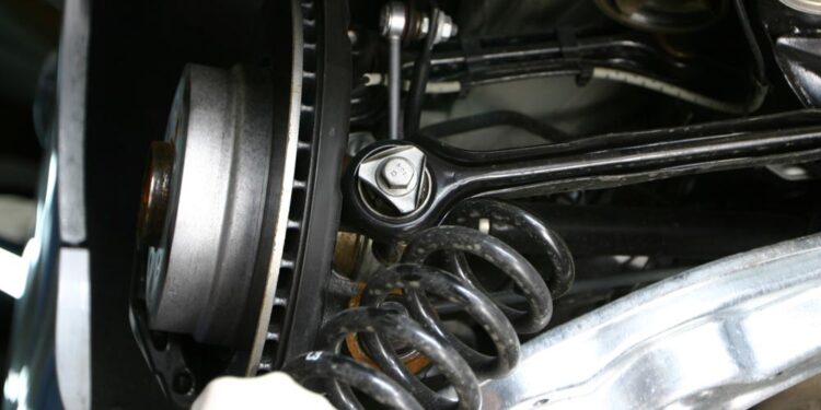 Mirá cuándo y cómo cambiar amortiguadores para prevenir accidentes