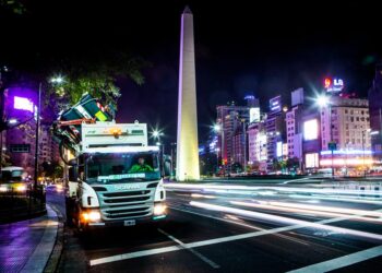 Scania vendió más de 100 camiones de recolección de residuos