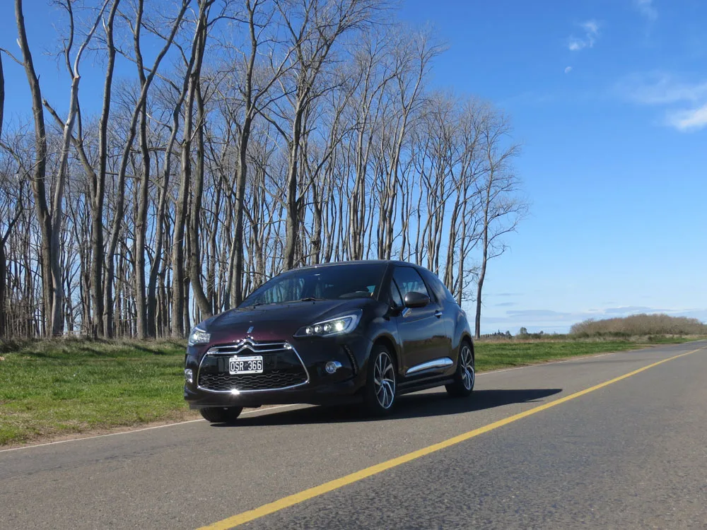 Probamos el nuevo DS3, uno de los deportivos más buscados de la Argentina