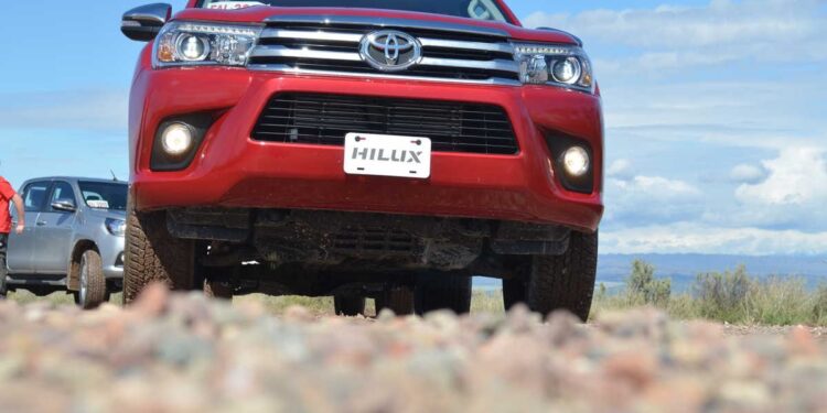 Mirá el video oficial de la prueba a la nueva Hilux en Mendoza