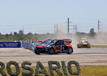 El equipo Peugeot festejó su campeonato de Rallycross en Rosario