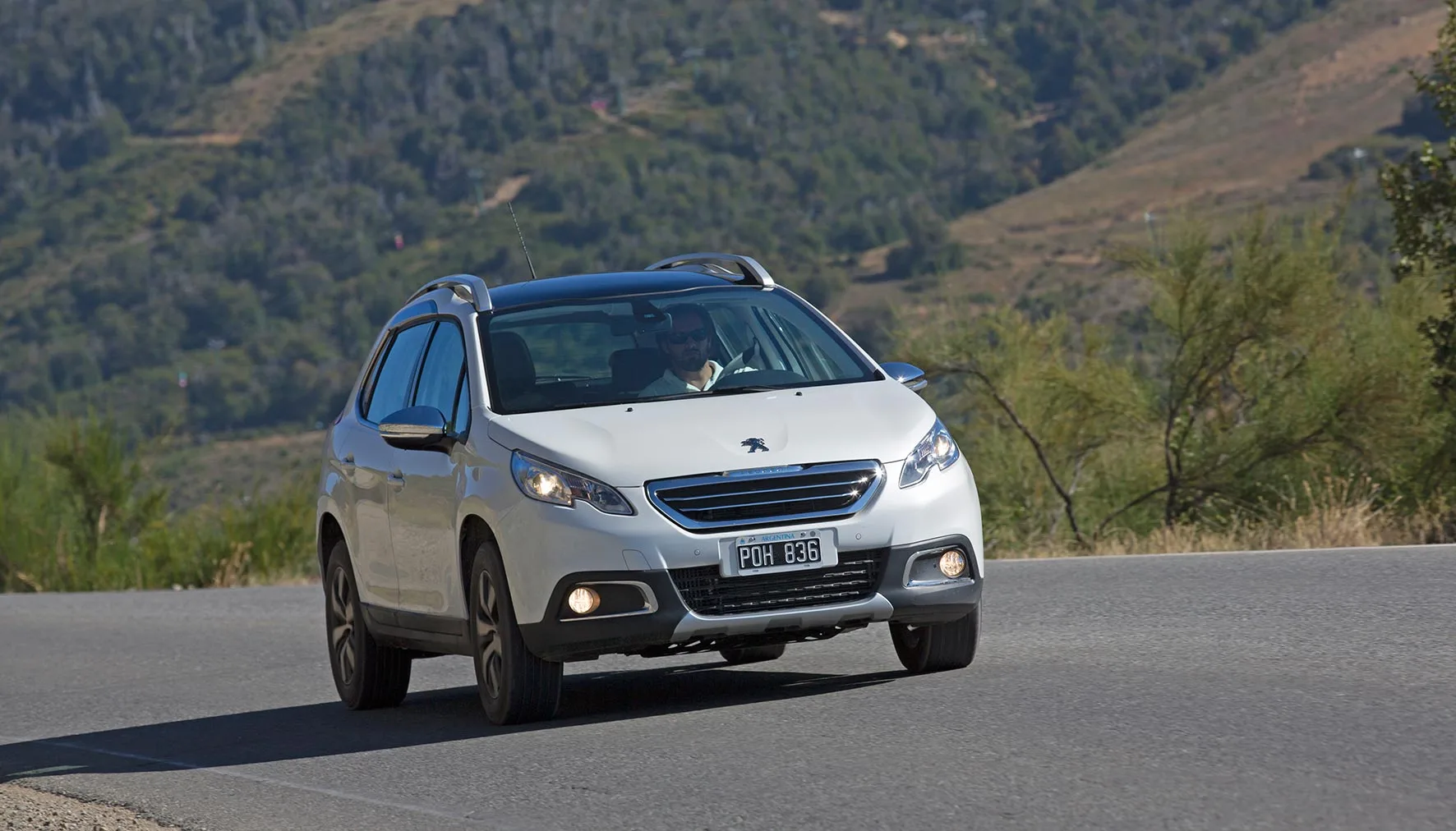 PEUGEOT-2008