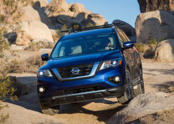 Nissan-Pathfinder-2017