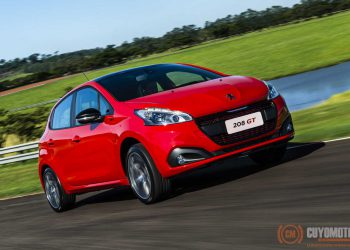 Peugeot 208 GT 2016 4