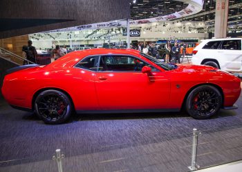dodge-challenger-salon-2