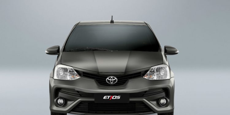 Toyota etios 2017 5