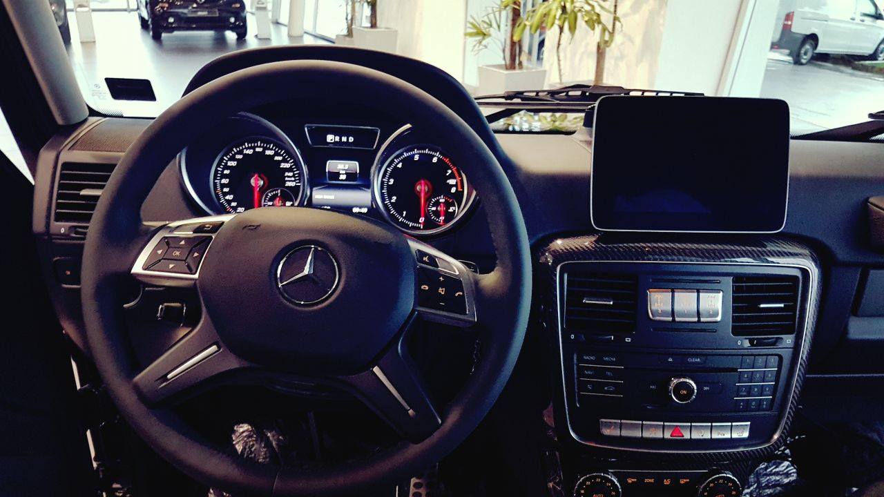 Mercedes g500 interior