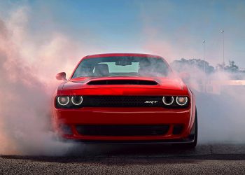 Dodge Challenger SRT Demon frente