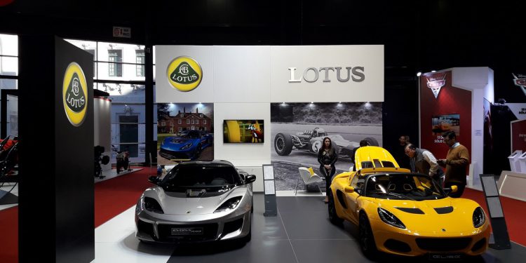 Lotus desembarca en suelo argentino con dos poderosos deportivos