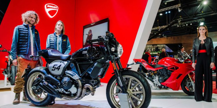 salon moto 1
