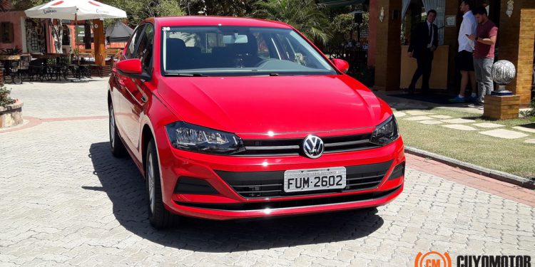 VW Polo fte rojo