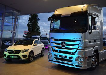 Con una gran fiesta, Mercedes-Benz celebró en Mendoza el acto de adjudicación