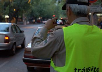 Estacionamiento doble fila