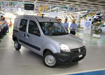 Renault dejó de fabricar la Kangoo argentina ¿Llega la nueva?