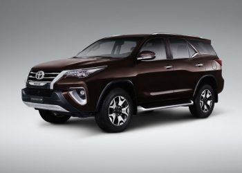 Toyota SW4 DIAMOND 1