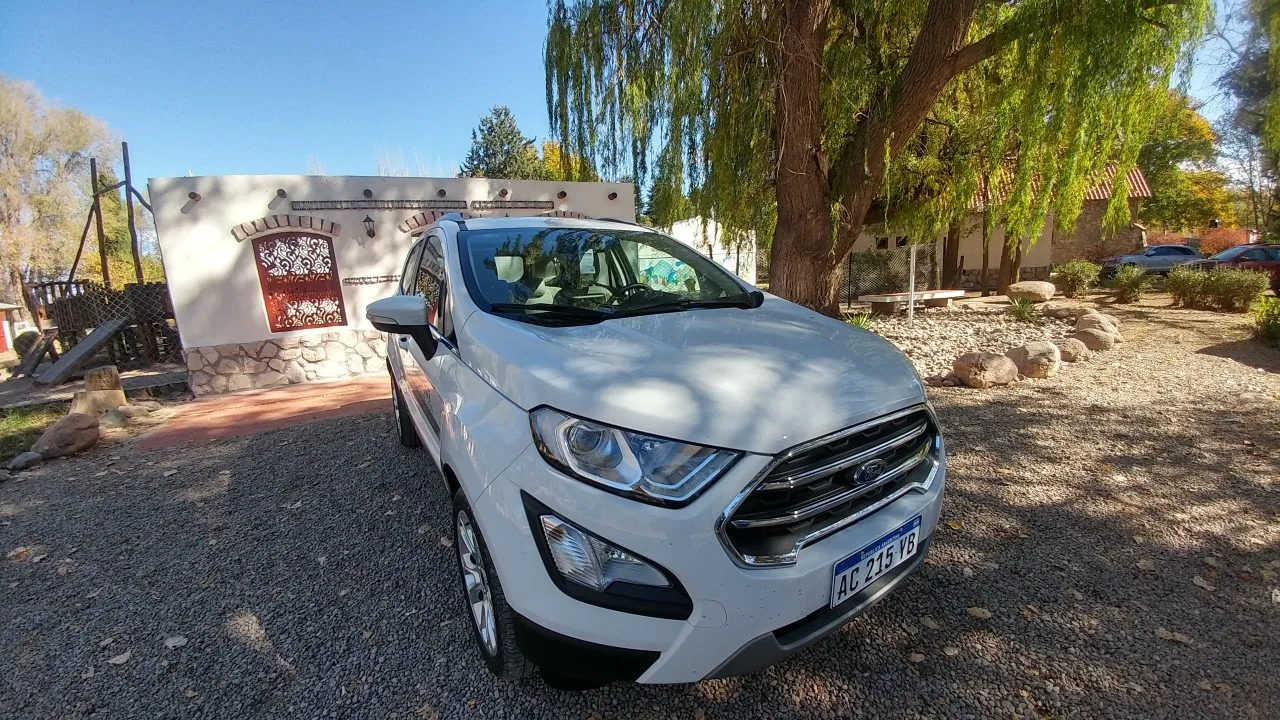 Ford trajo energía solar a la escuela que construyó en 1971 en San Carlos