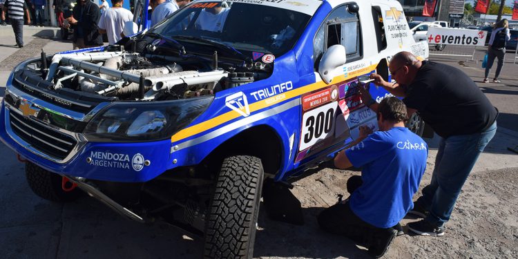 El Rally Cross Country de Mendoza se pone en marcha