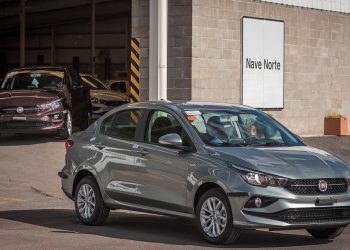 Fiat Cronos Embarque