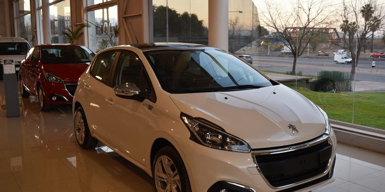 Peugeot 208 Urban Tech Mendoza