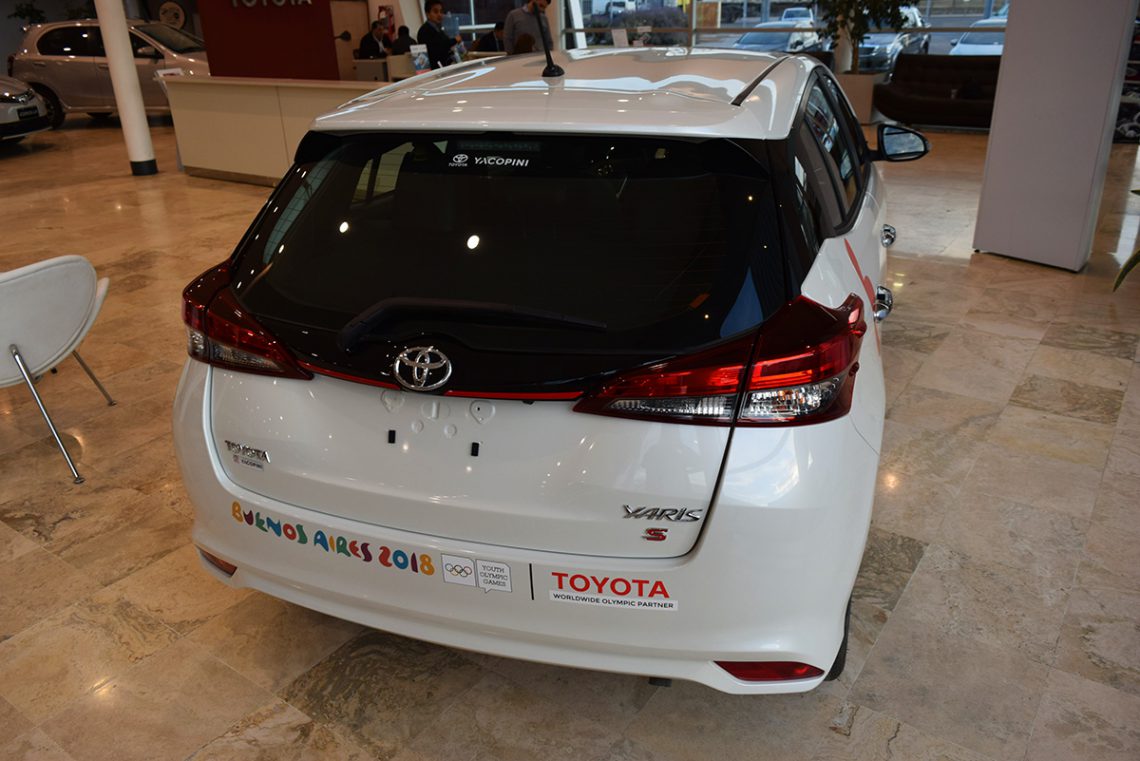 Más que un mini Corolla: el Toyota Yaris con y sin baúl llega a Mendoza