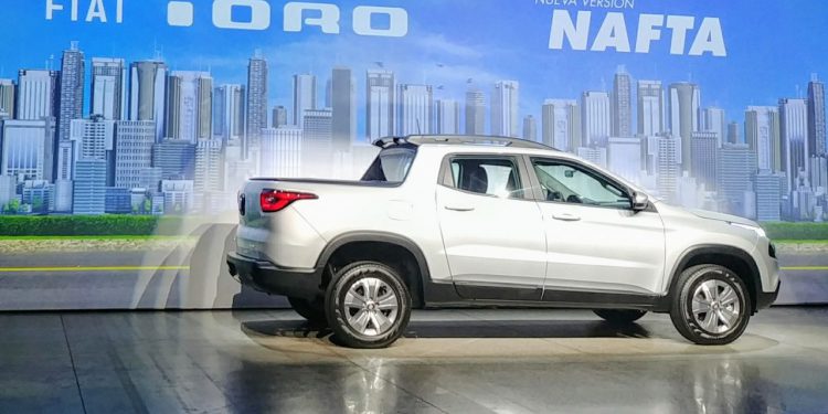 La Fiat Toro naftera sale a quitarle el liderazgo a la Renault Oroch