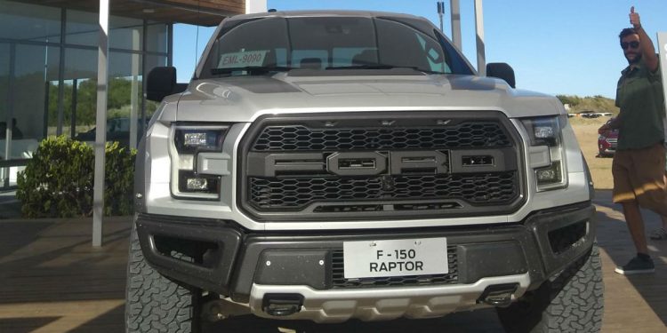 Ford demuestra todo su poderío con las chatas más imponentes de la Costa