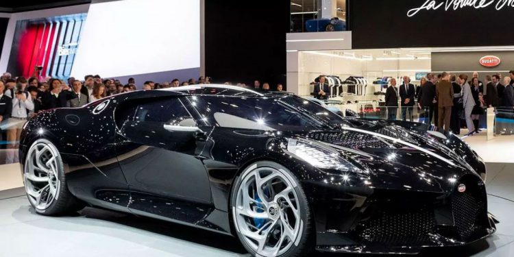 Bugatti la voiture noire 1