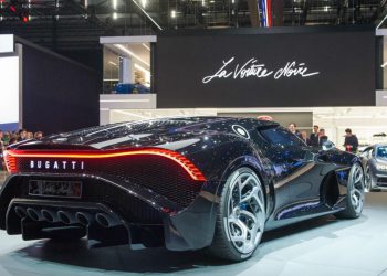 Bugatti la voiture noire 2