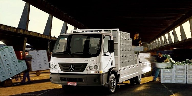 Mercedes comenzará a fabricar el camión Accelo en Argentina