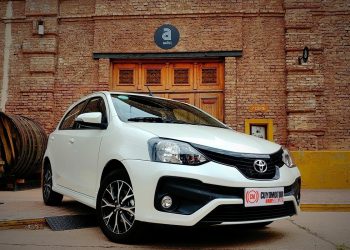 Toyota Etios precios 2024