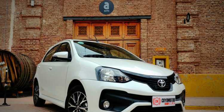 Los autos más económicos en Argentina: Mobi, Etios, Joy, Kwid, Gol y más