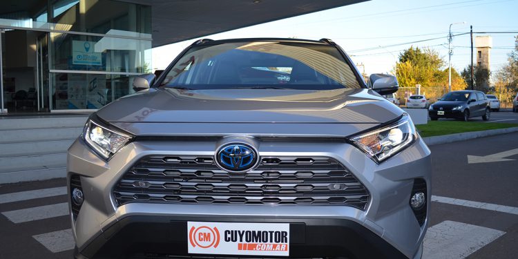 Video de contacto: manejamos en Mendoza la Toyota Rav4